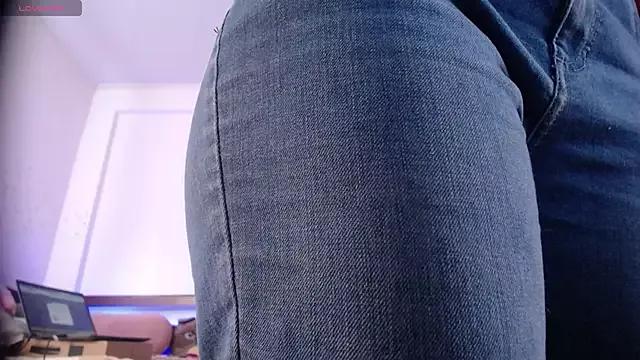 Moon_lunita from StripChat