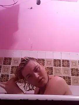 MoonIrene from StripChat
