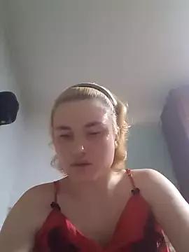 MoonIrene from StripChat