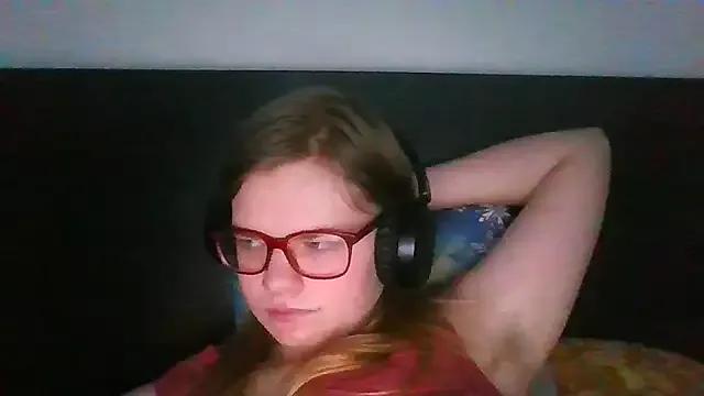 Moonolighta from StripChat