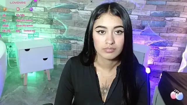 Moonshine_tay from StripChat