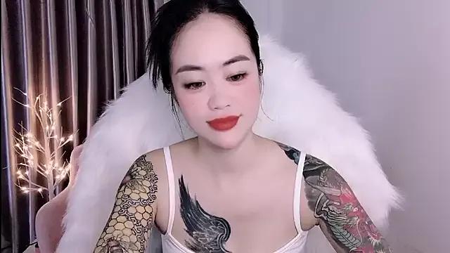Moonstone77 from StripChat is Freechat