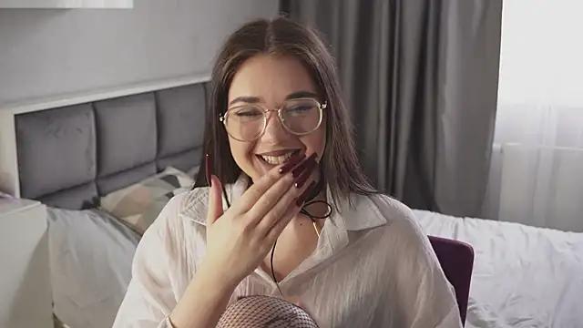 moony_mary from StripChat