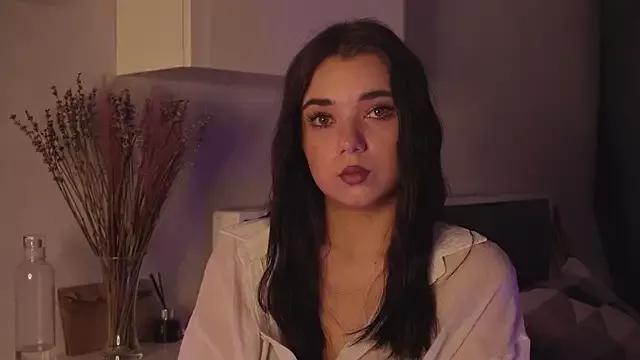 moony_mary from StripChat