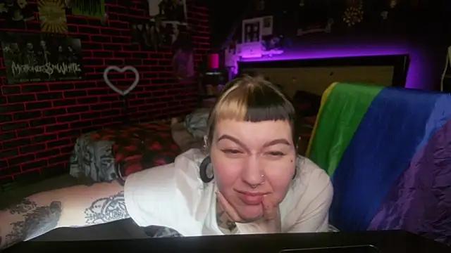 MoorderxDoll from StripChat