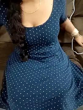 Photos of Mounika25 from StripChat is Freechat