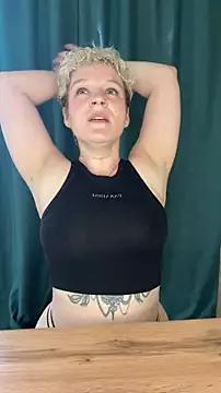 MrMrsRight from StripChat