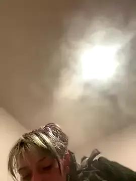 MrsSizzle from StripChat