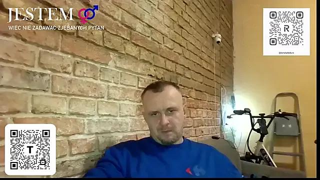 MrWhitePL from StripChat is Freechat