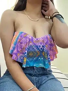 Ms_stella from StripChat is Freechat