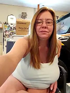MsShelby40 from StripChat