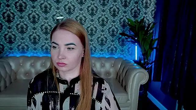 Discover our girls online shows and discover the company of countless livestreamers, with stunning shapes, sex toys and more.