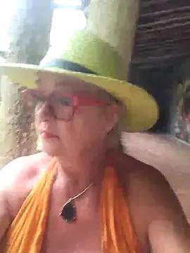 MucMilf59 from StripChat is Freechat