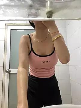 Muoilinoc webcams show profile image 