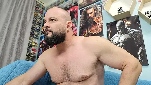 Muscle_Bear from StripChat is Freechat