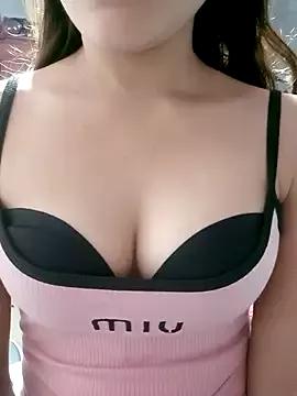 mymy06 from StripChat