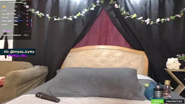 Mysskytty from StripChat is Freechat