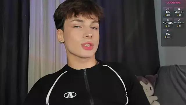 mystic_evan from StripChat is Freechat