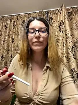 NadiraNoor from StripChat is Freechat