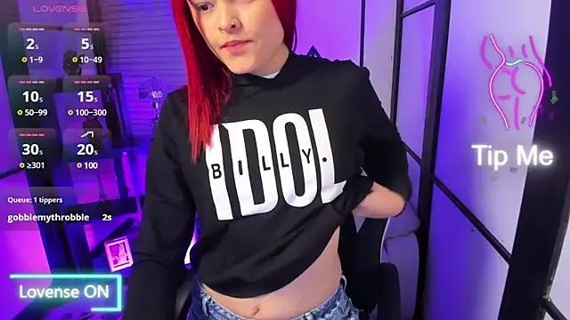 NahomiRichards_ from StripChat is Freechat