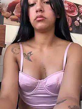 Nahomy_cute1 from StripChat is Freechat