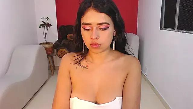 naia_sweetsex from StripChat