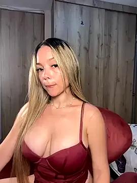 nakary00 from StripChat