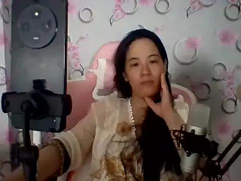 Nana-68 from StripChat