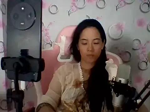 Nana-68 from StripChat