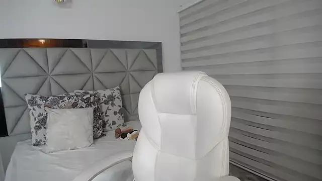 nana_levy from StripChat