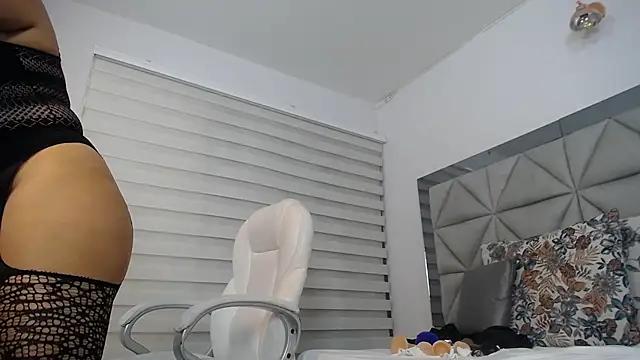 nana_levy from StripChat