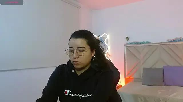 NANAKY_TAY from StripChat