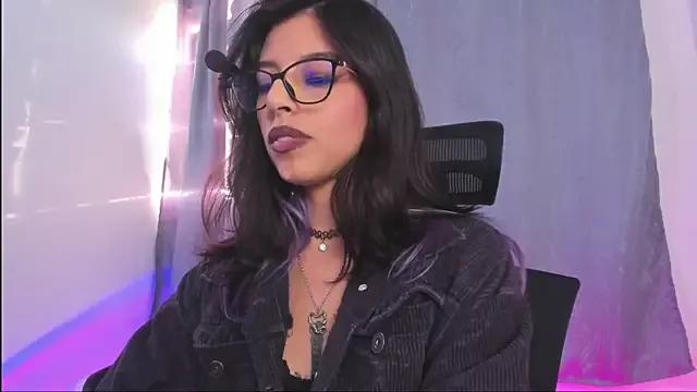 NanaRott from StripChat