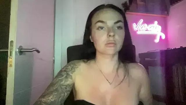NancyWoodUK from StripChat