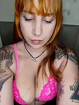 nandaragna from StripChat