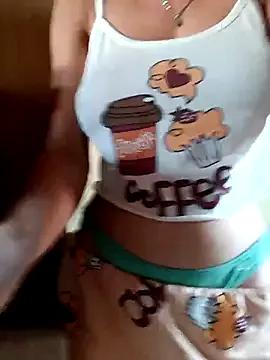 Nandasant09 from StripChat