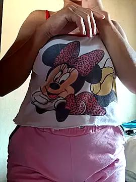 Nandasant09 from StripChat