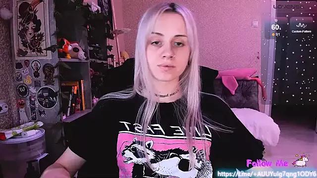 NaniMoore from StripChat