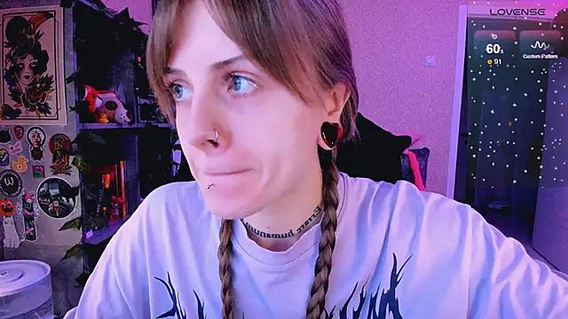 NaniMoore from StripChat