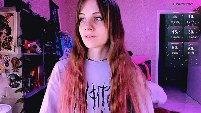 NaniMoore from StripChat