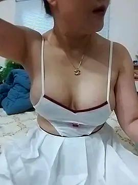 Nantawan6789 from StripChat