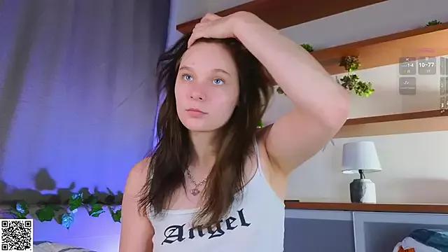 NaokoStifel webcams show profile image 