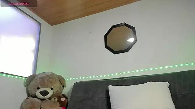 Naomi_rouse_ webcams show profile image 