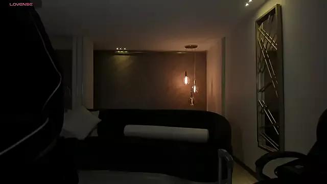 NataliaGaret from StripChat is Freechat