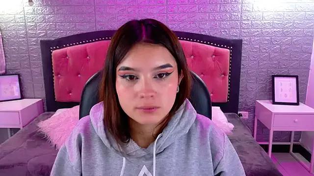 Natalie_loffreda from StripChat