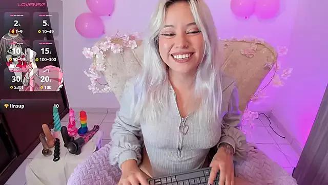 nataliehenao_69 from StripChat is Freechat