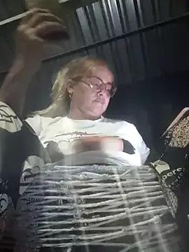 natally_ross21 from StripChat