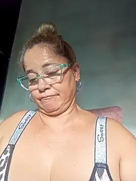 natally_ross21 from StripChat