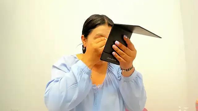 Nataly26 from StripChat