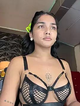 NatalyaFox from StripChat